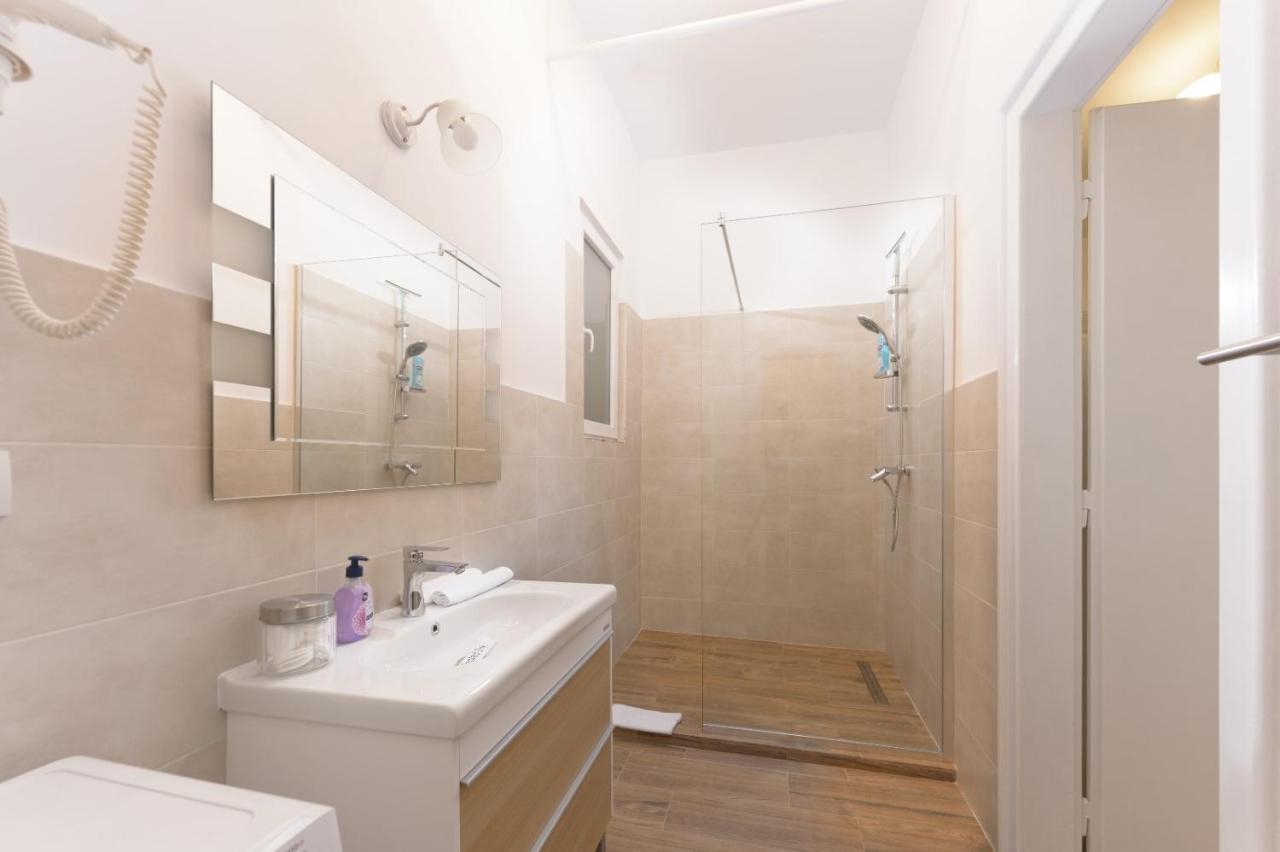 Rozelor Accommodation Timisoara Exterior foto